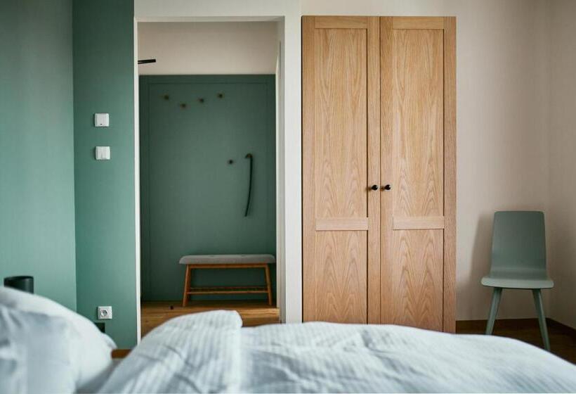 فندق A Hostinec Slunce