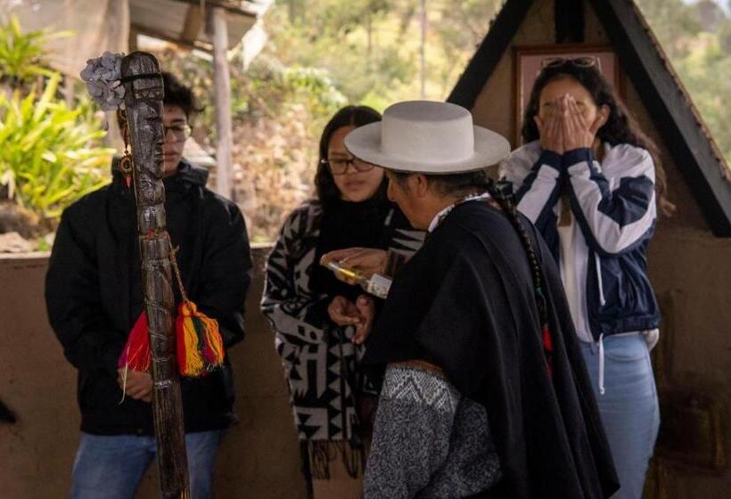 هتل Centro Turístico Inti Wasi
