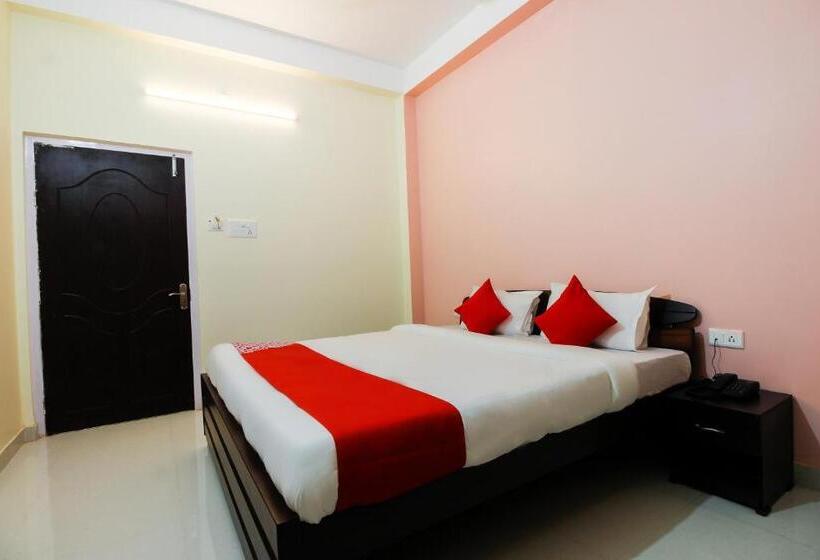 酒店 Aditya Guest House