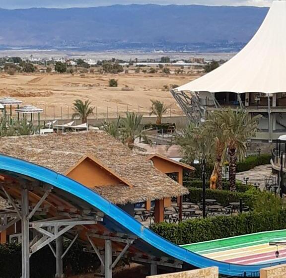 هتل Dolphin Suites