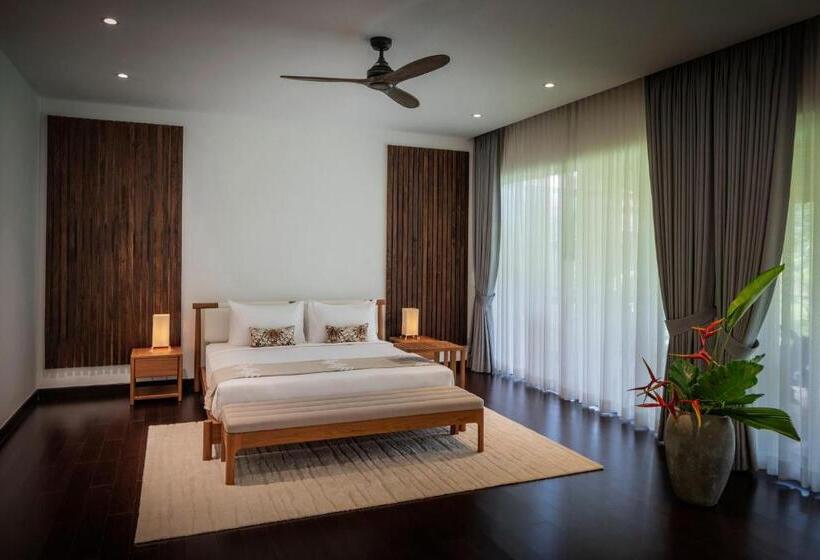 호텔 Farmhouse Resort & Spa