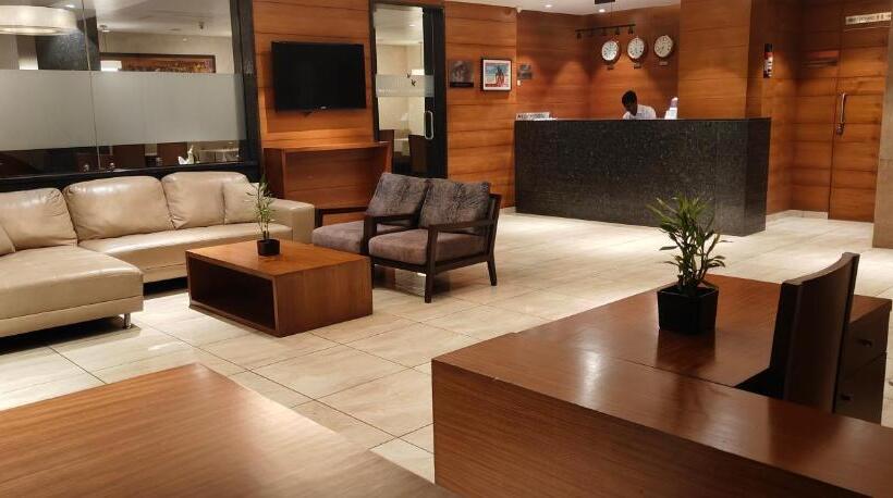 酒店 Jk Park Residency Perambra