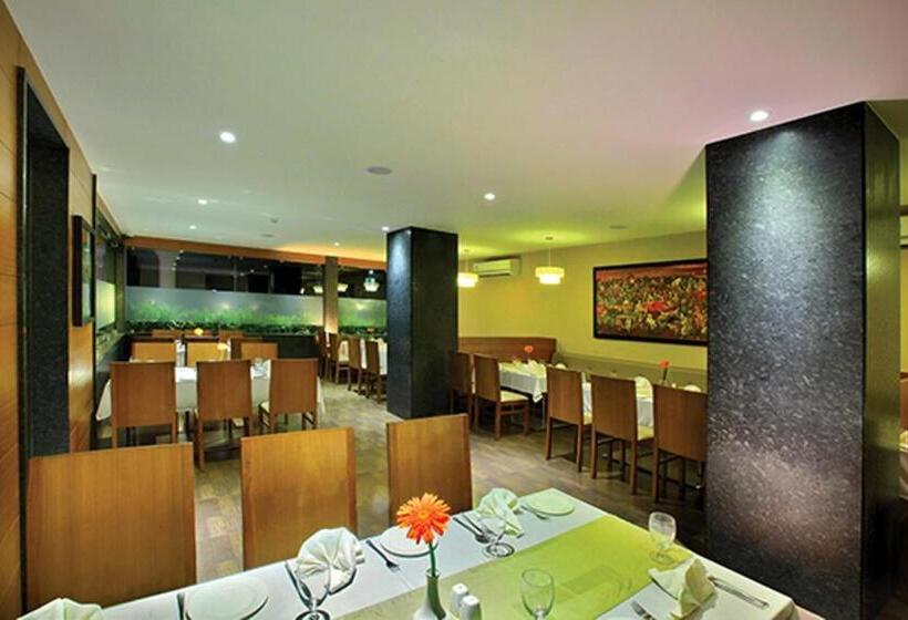 酒店 Jk Park Residency Perambra