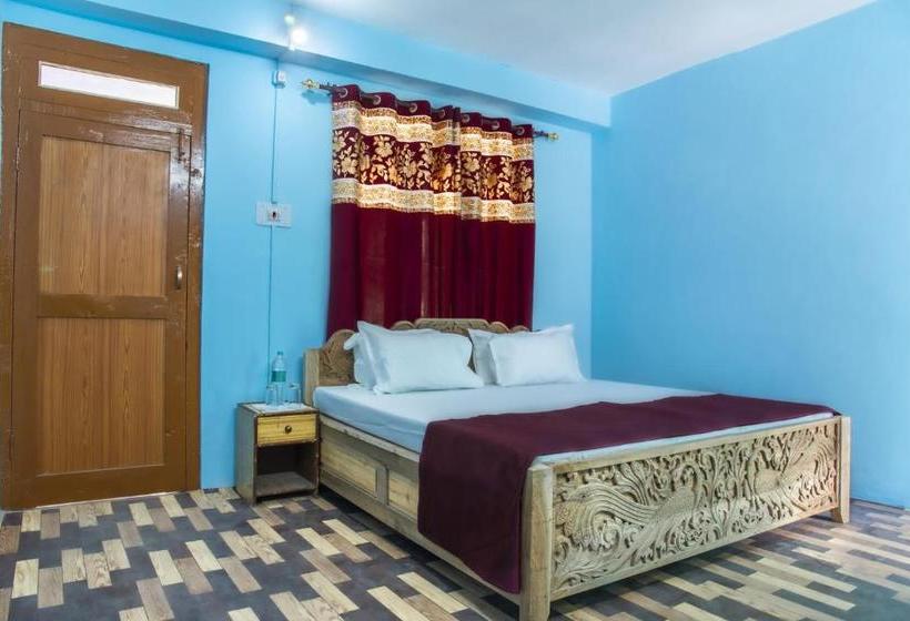 ホテル Kinnor Retreat