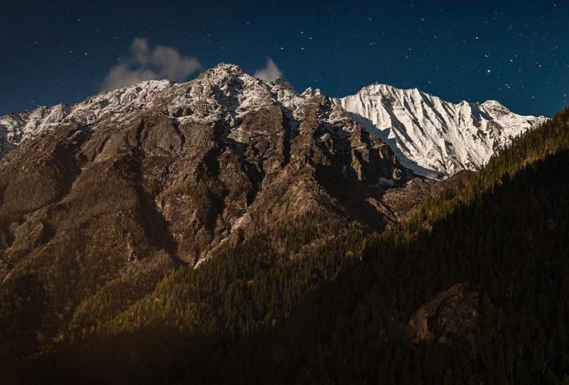 ホテル Kinnor Retreat