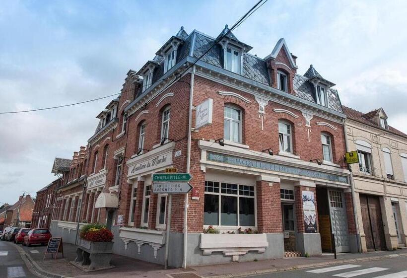 فندق Logis   Hostellerie & Restaurant Du Marché