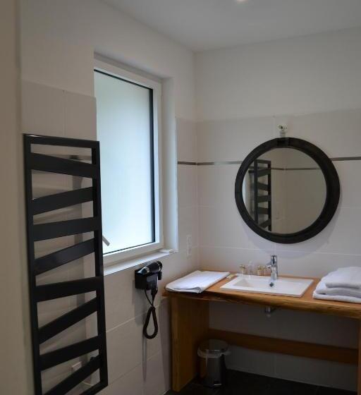 ホテル Logis Auberge De Pont Calleck