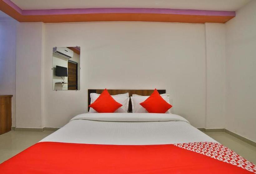 호텔 Oyo 28070 Welcome  And Guest House