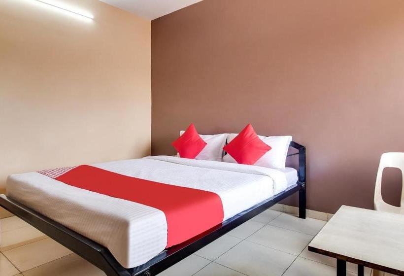 فندق Oyo 40788 Shree Sidhi Lodging