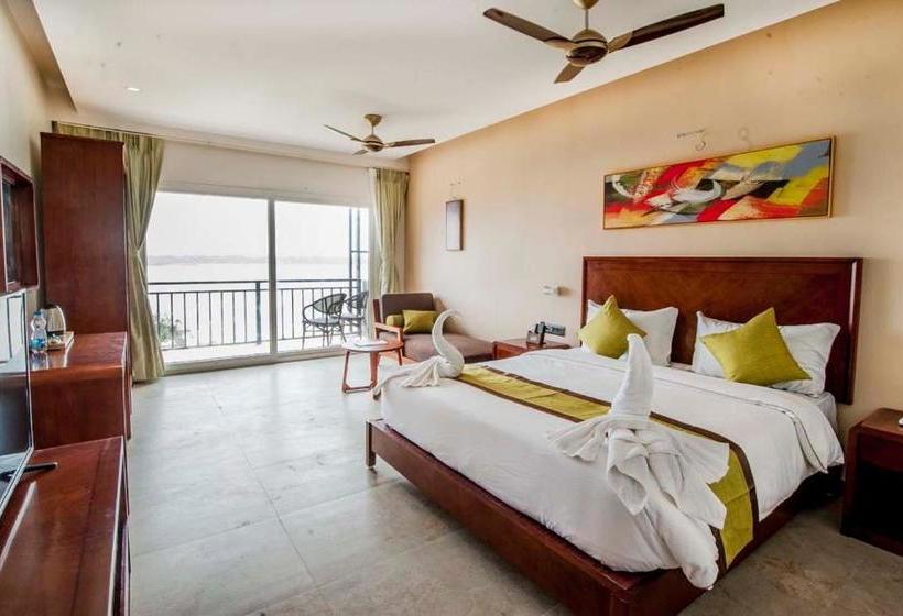 ホテル Sonar Bangla Taki