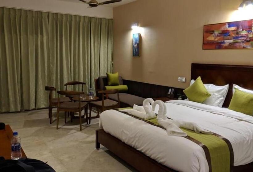 ホテル Sonar Bangla Taki