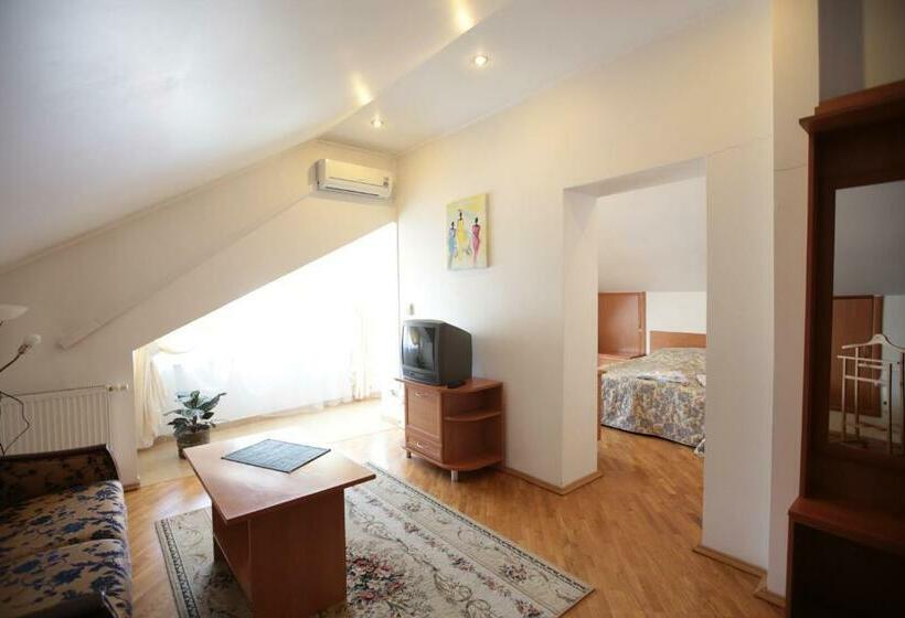 پانسیون апартаменти в центрі трускавця