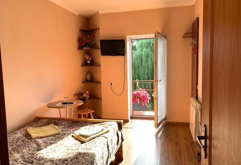 Пансион дідів рай