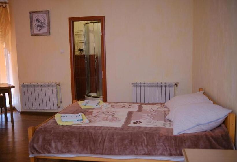 Пансион дідів рай