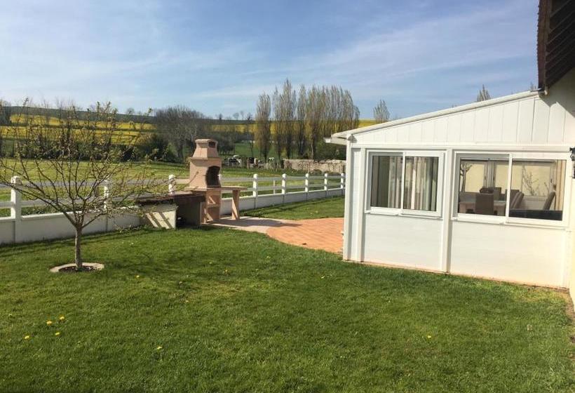 펜션 B&b De Saint Come De Fresne