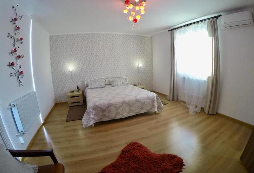 Pension (Hôtel basse catégorie) бутік отель Lavanda