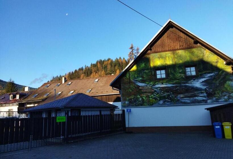 ペンション Penzion Klášterský Mlýn