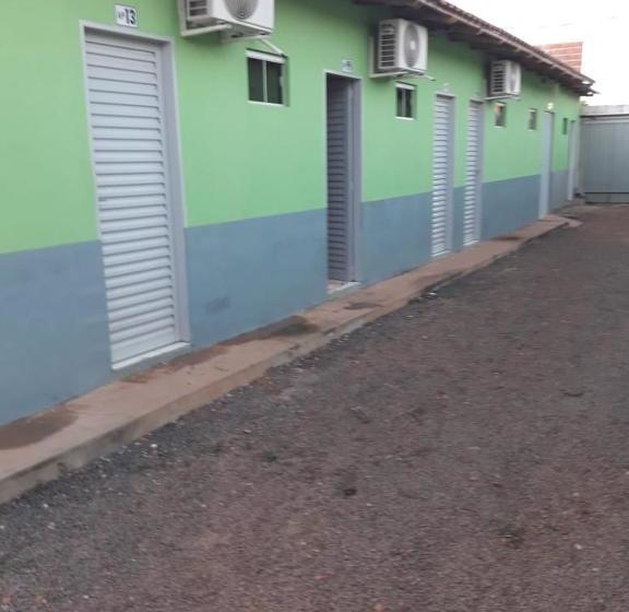 פנסיון Pousada Alvorada