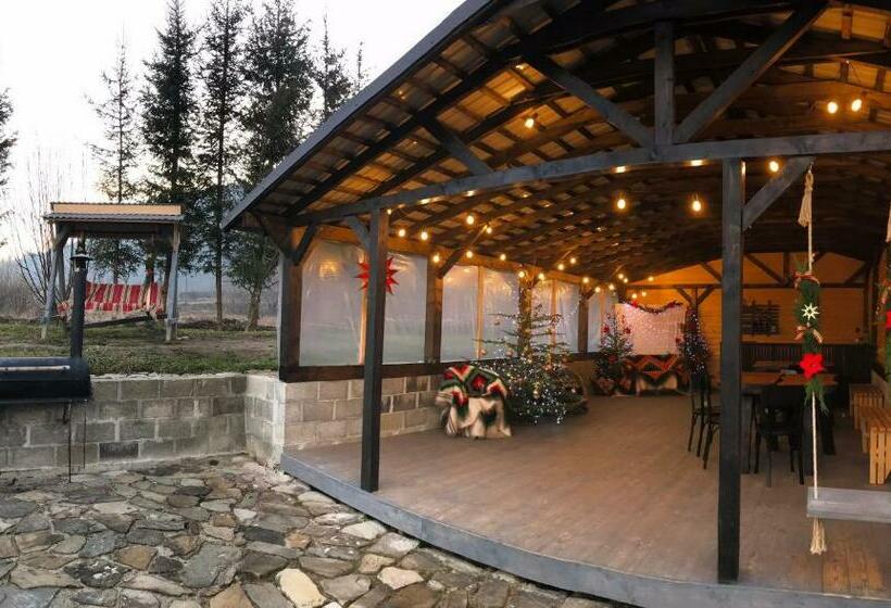 پانسیون Solomia