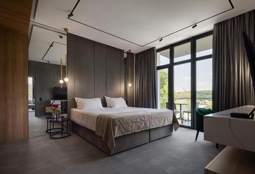 استراحتگاه святий шарбель