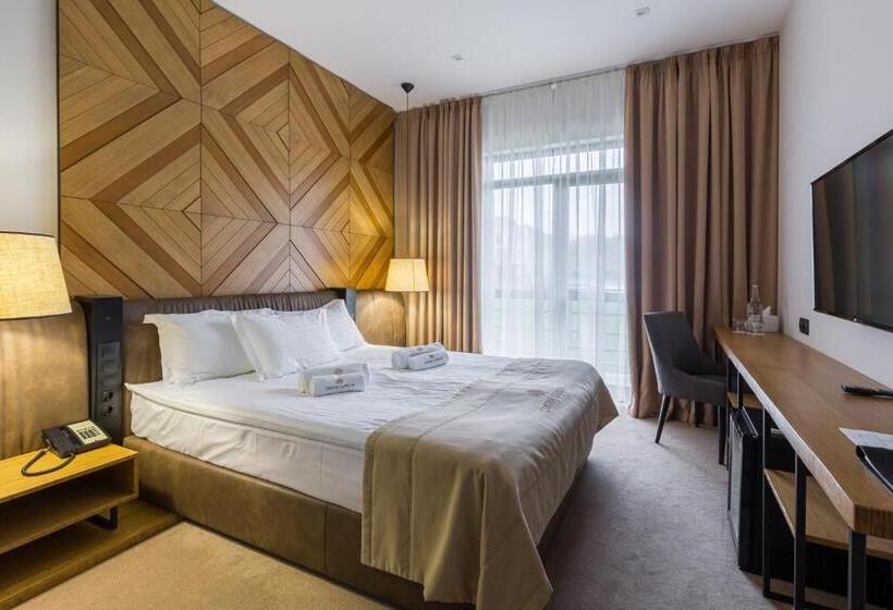 استراحتگاه святий шарбель