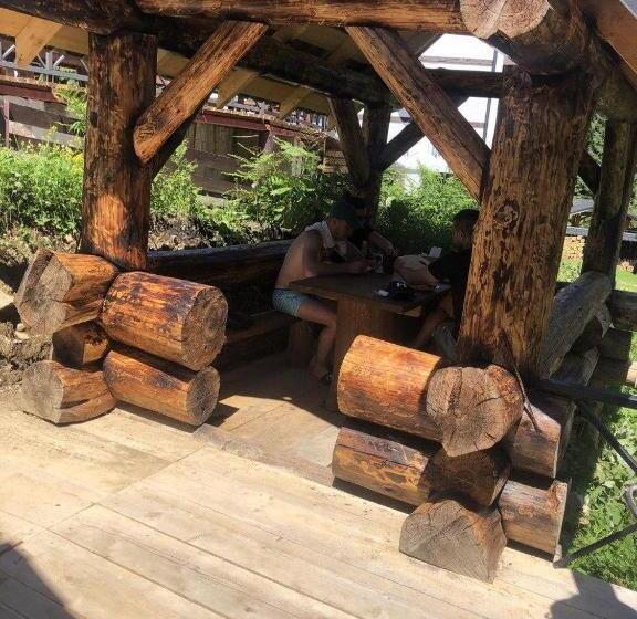 Resort готель River Hill