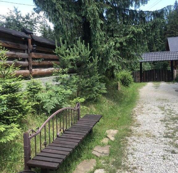 Resort готель River Hill