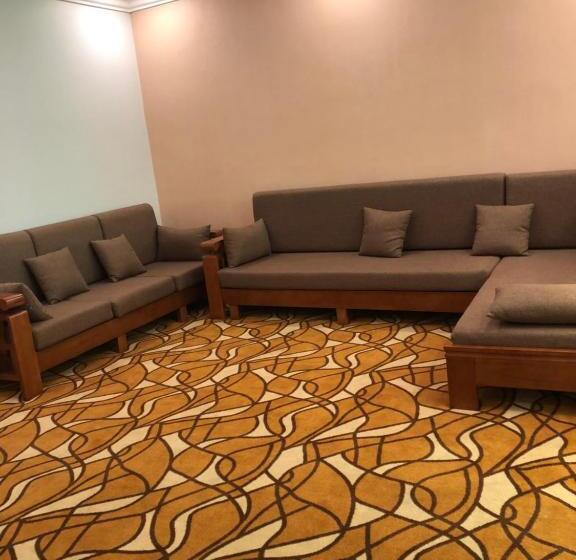 بيت السلطانة للشقق الفندقية النماص