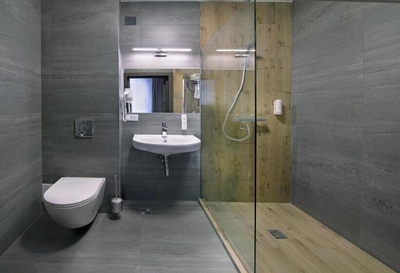 هاستل байків