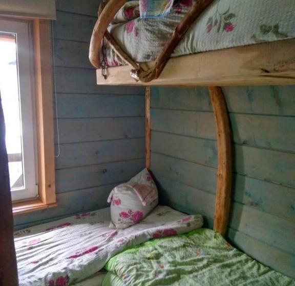 Herberge хостел трутень