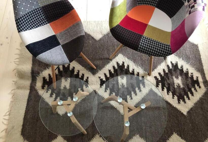 Auberge Hôtelière гуцульська хата