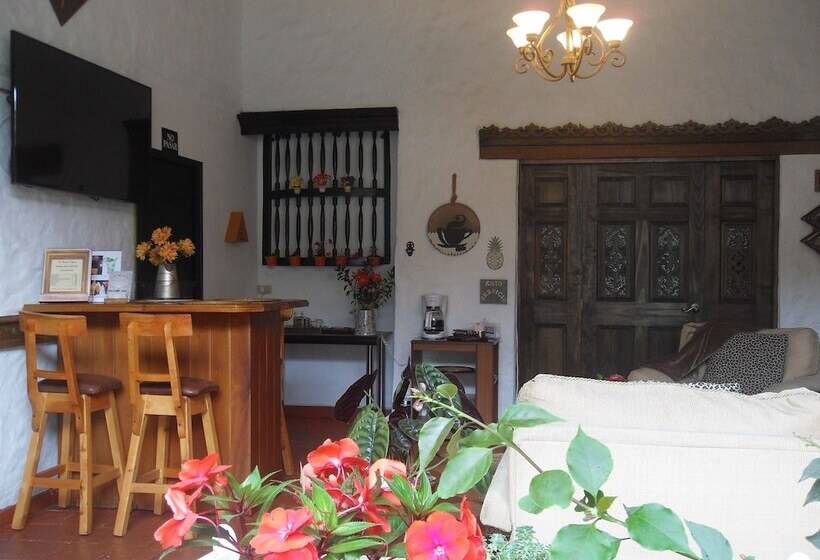 Общежитие La Posada Del Zaguán