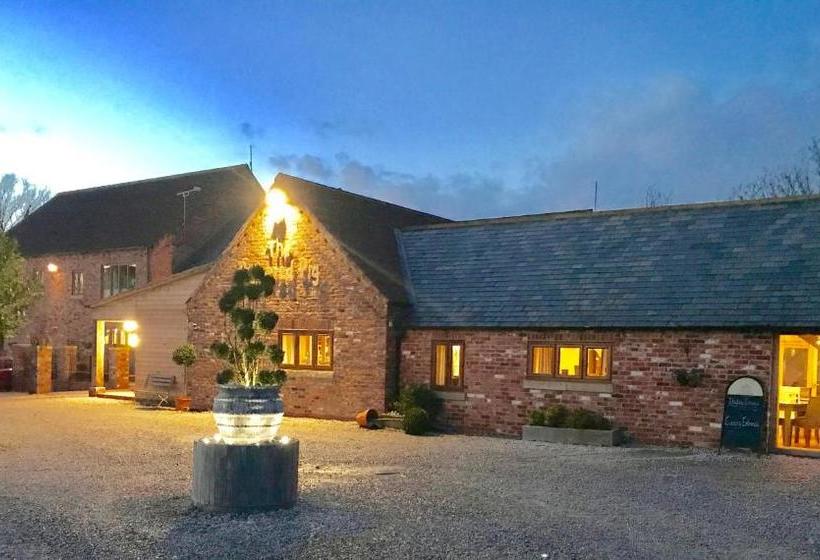 هاستل The Pig Inn