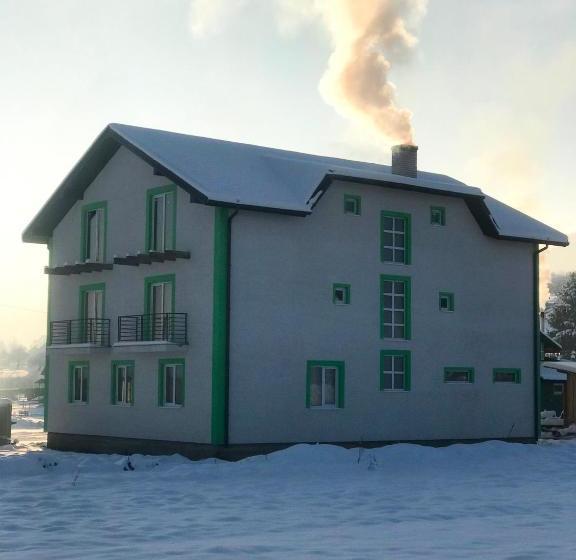 住宿加早餐  лідія