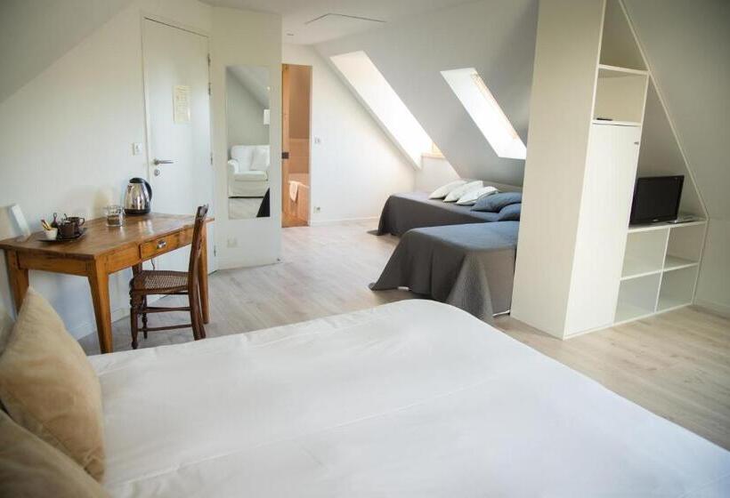 مبيت وإفطار Aux Caprices D'aubrac