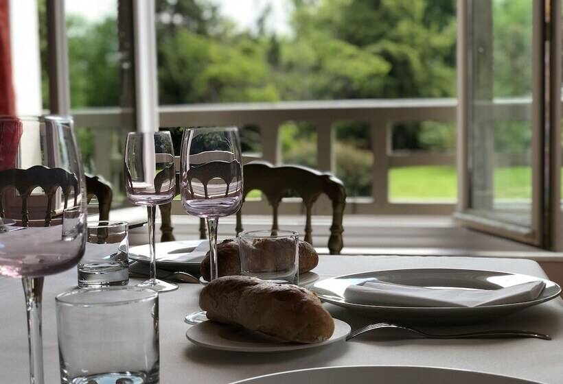 Bed and Breakfast La Villa Rochette