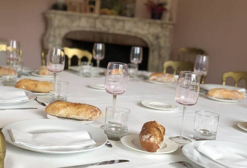 Bed and Breakfast La Villa Rochette