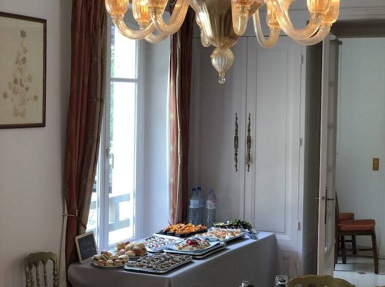 Bed and Breakfast La Villa Rochette