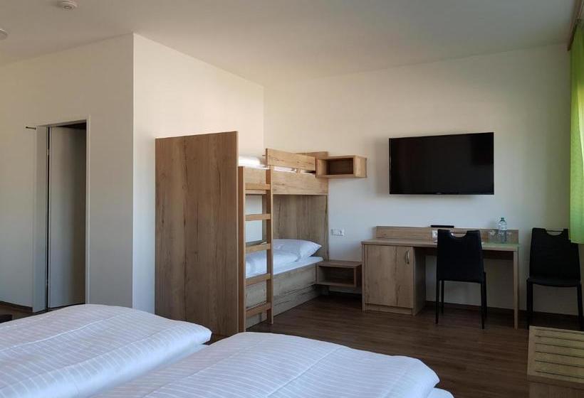 住宿加早餐  Rimo