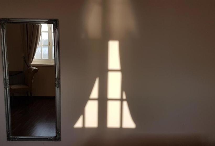 مبيت وإفطار Tarnóca Kúria