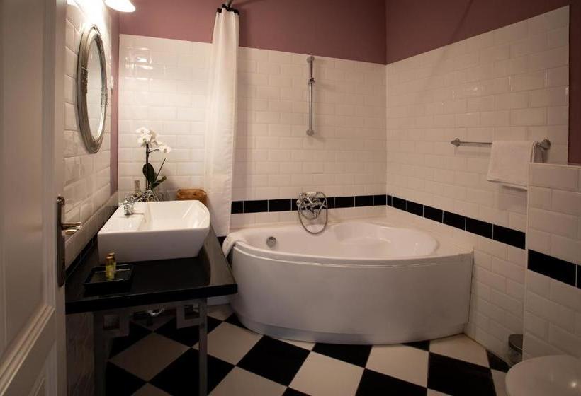 مبيت وإفطار Tarnóca Kúria