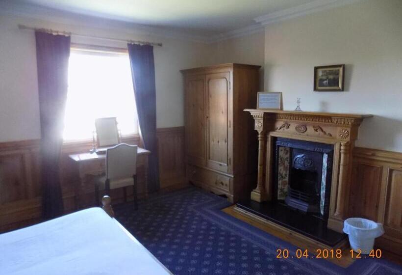 مبيت وإفطار The Londesborough Arms Bar With En Suite Rooms