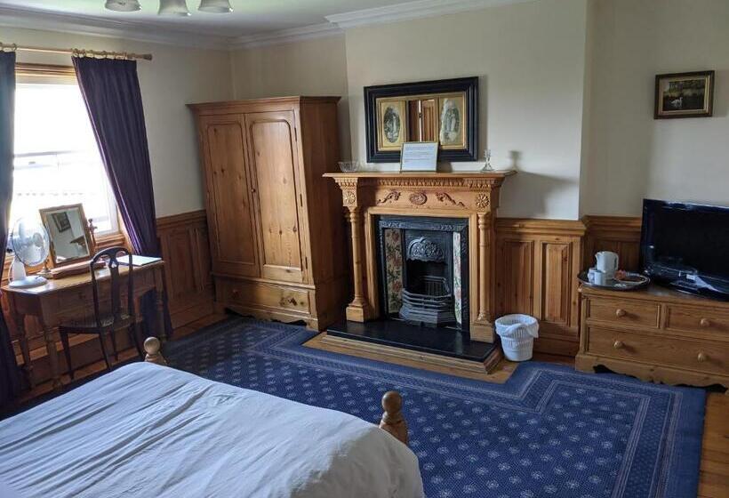 مبيت وإفطار The Londesborough Arms Bar With En Suite Rooms