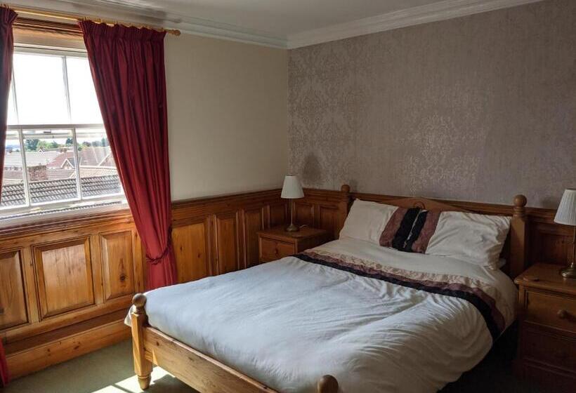 مبيت وإفطار The Londesborough Arms Bar With En Suite Rooms