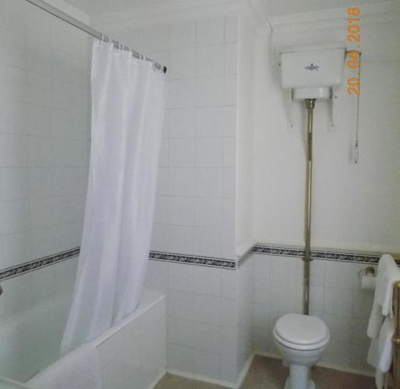 مبيت وإفطار The Londesborough Arms Bar With En Suite Rooms