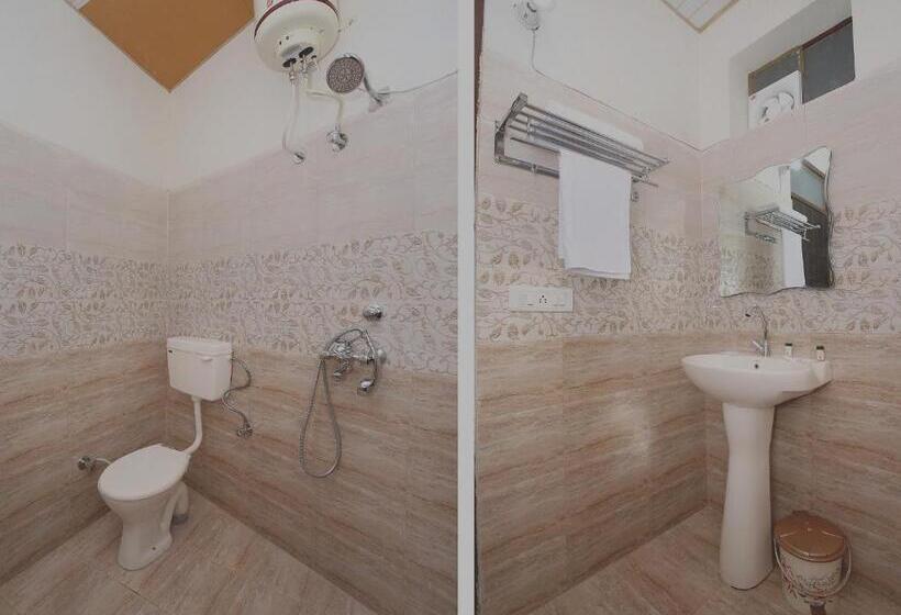 호텔 Collection O Gold Star