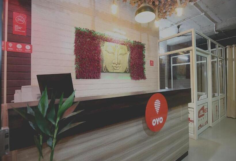 호텔 Collection O Gold Star