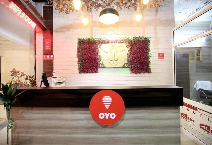 호텔 Collection O Gold Star