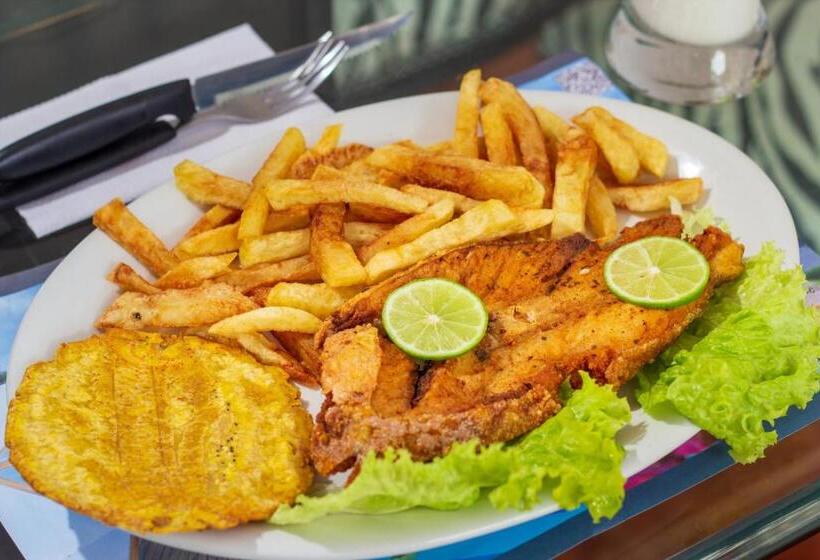 Glamping Girardot & Hotel Puerta Del Sol Girardot