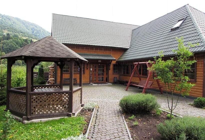 Отель шале на бе́резі